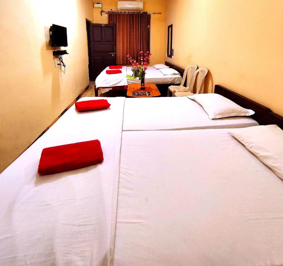 Hotel Mandarin Mapusa Exterior foto